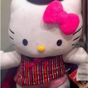 Hello Kitty Halloween Witch Greeter